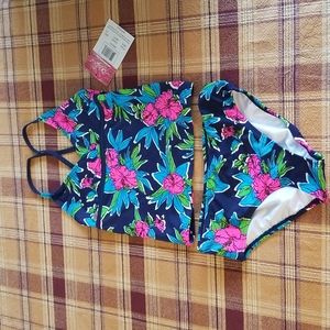 🔅Kanu surf  swim suit,  size 10